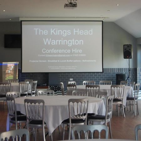 The Kings Head Acomodação com café da manhã Warrington Exterior foto